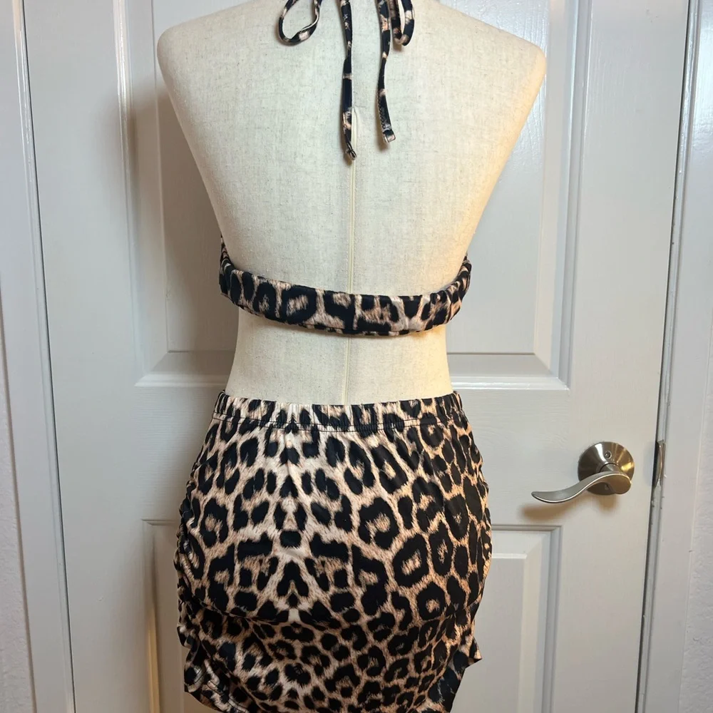 N/A stylish leopard